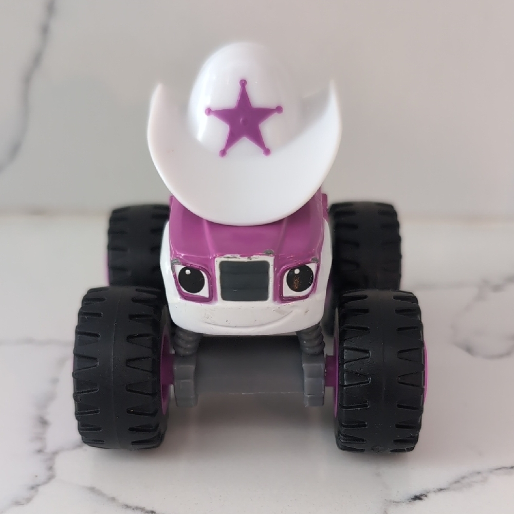 Blaze And The Monster Machines Starla 1:64